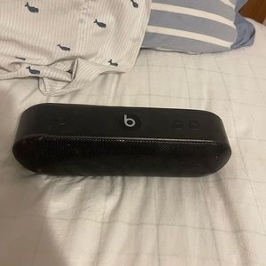 Beats by Dr. Dre Pill Plus speaker